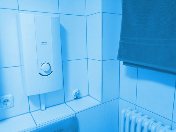 Durchlauferhitzer Bad Durchlauferhitzer im Badezimmer